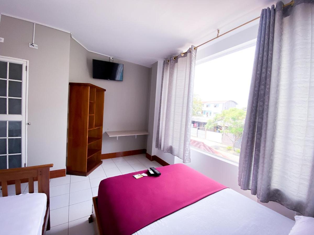 Hostal Casa Blanca Puerto Francisco de Orellana Eksteriør billede